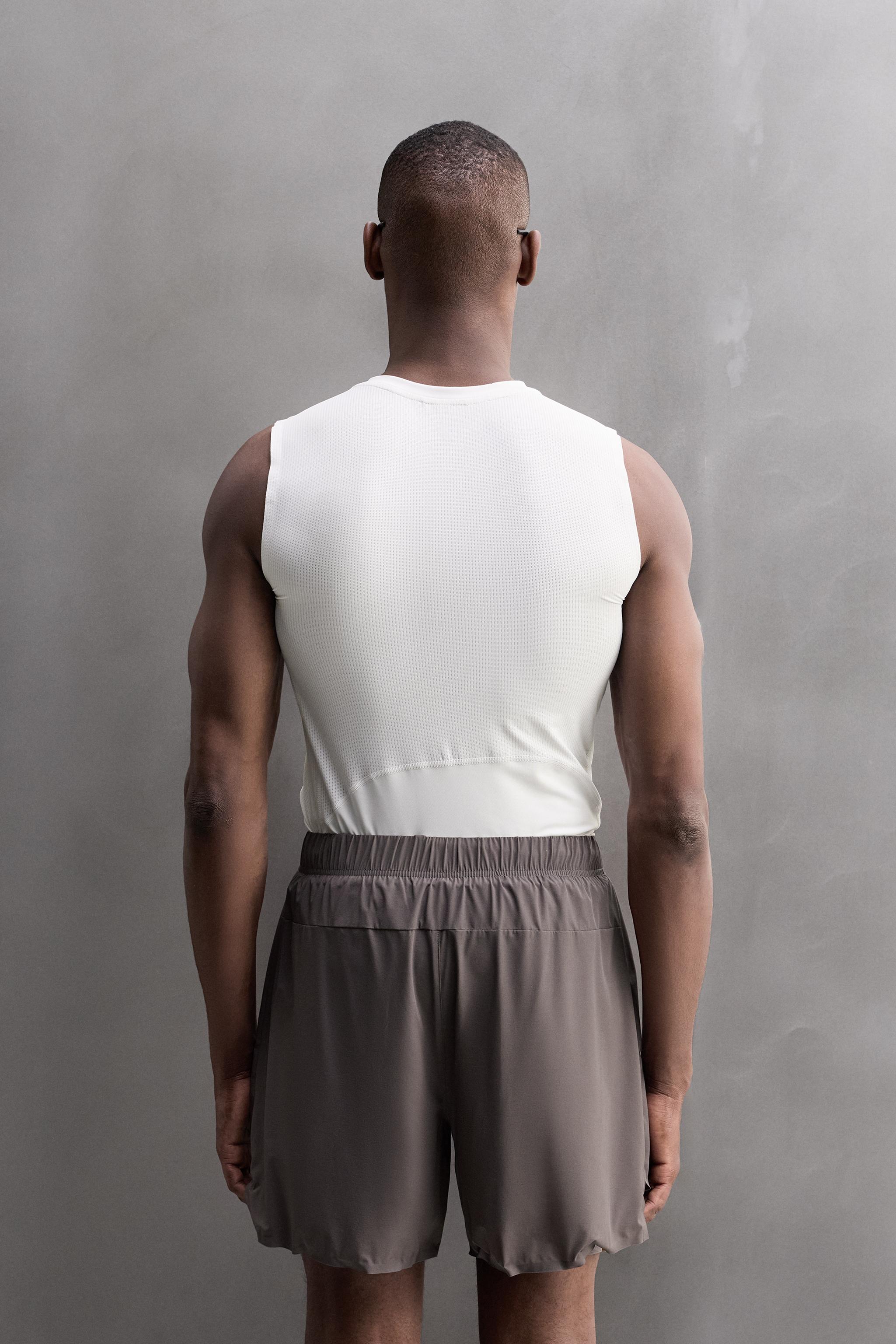 DÉBARDEUR DE COMPRESSION